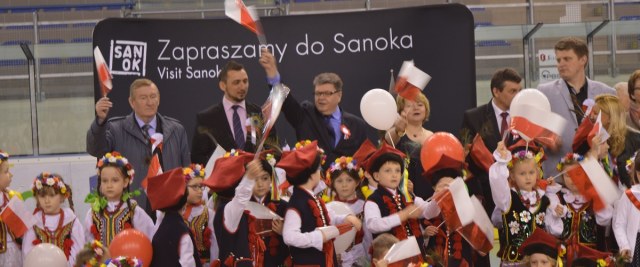 Przedszkolaki z Biało – Czerwoną (fotorelacja)