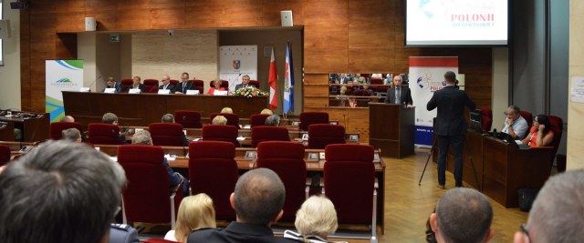 Polonusi przyjechali do Rzeszowa – Odwiedzą też Sanok!
