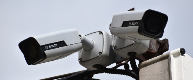 100 tysięcy na monitoring