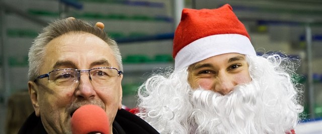 Mikołaj przyjechał na … łyżwach