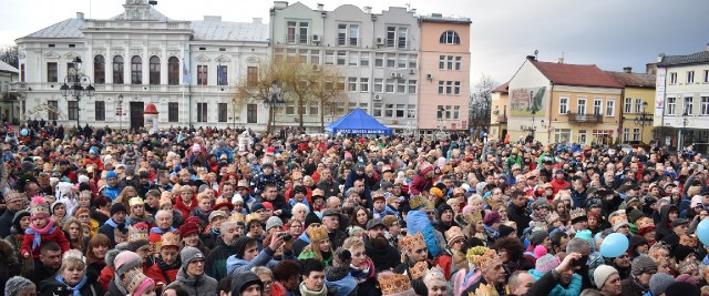 Tłumy sanoczan na II Orszaku Trzech Króli